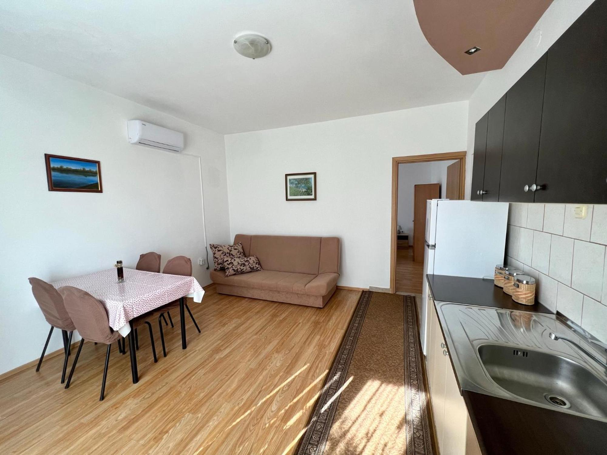 Apartments Monika 비빈제 외부 사진