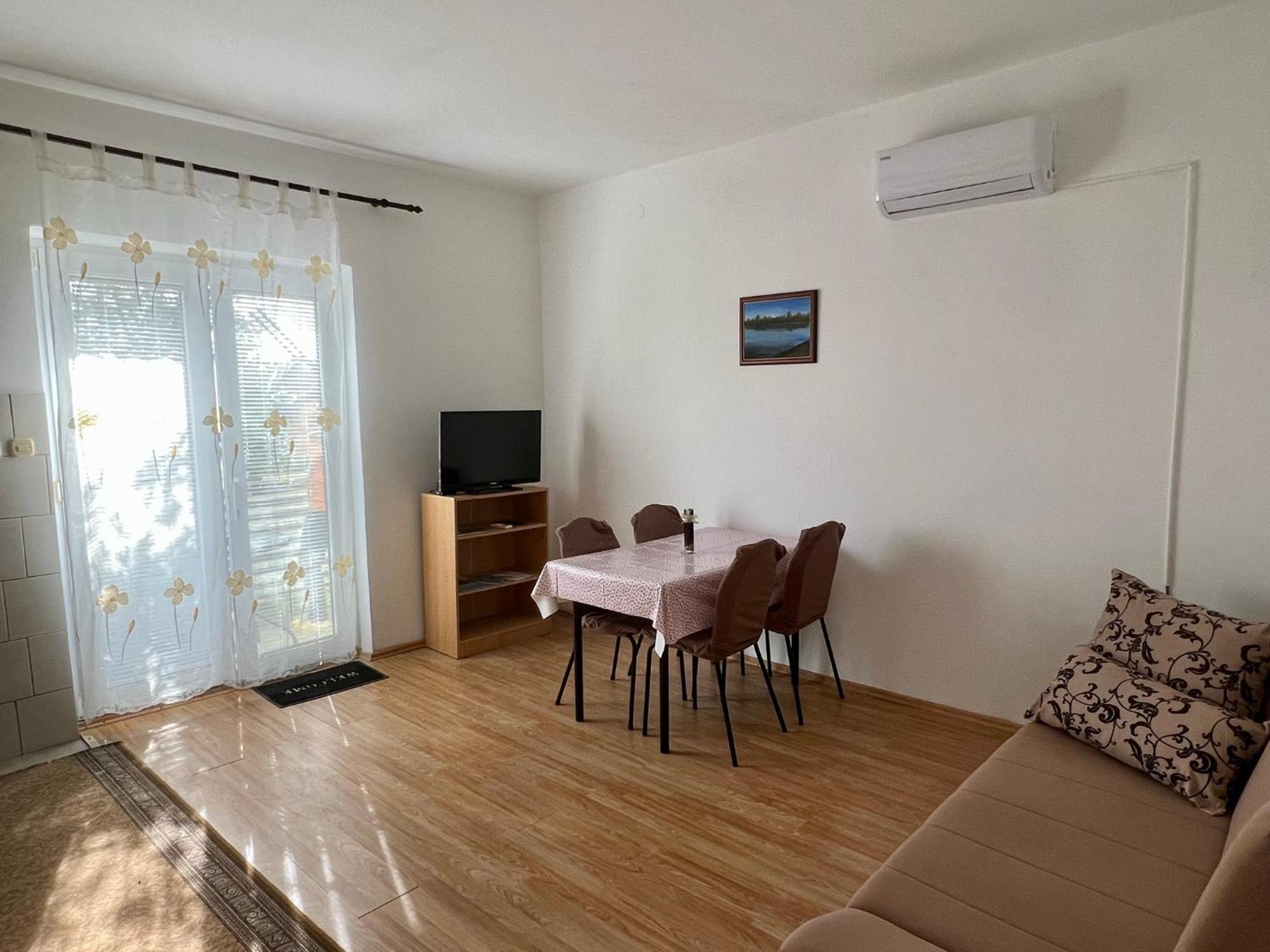 Apartments Monika 비빈제 외부 사진